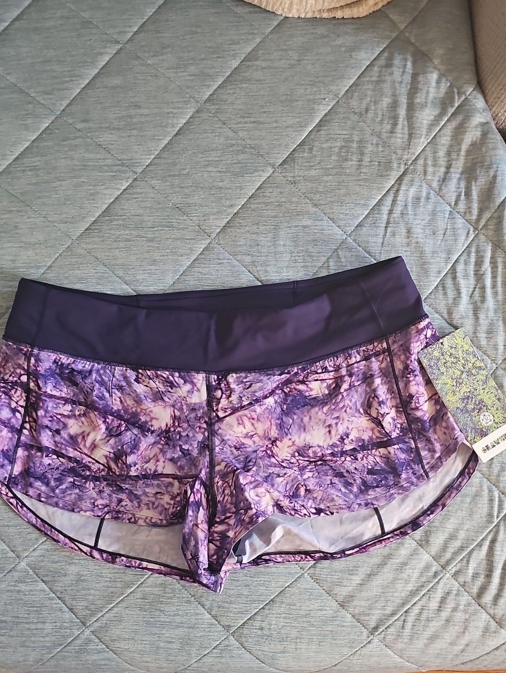 💜 NWT Lululemon Speed Up Short 2.5" *SW 💜